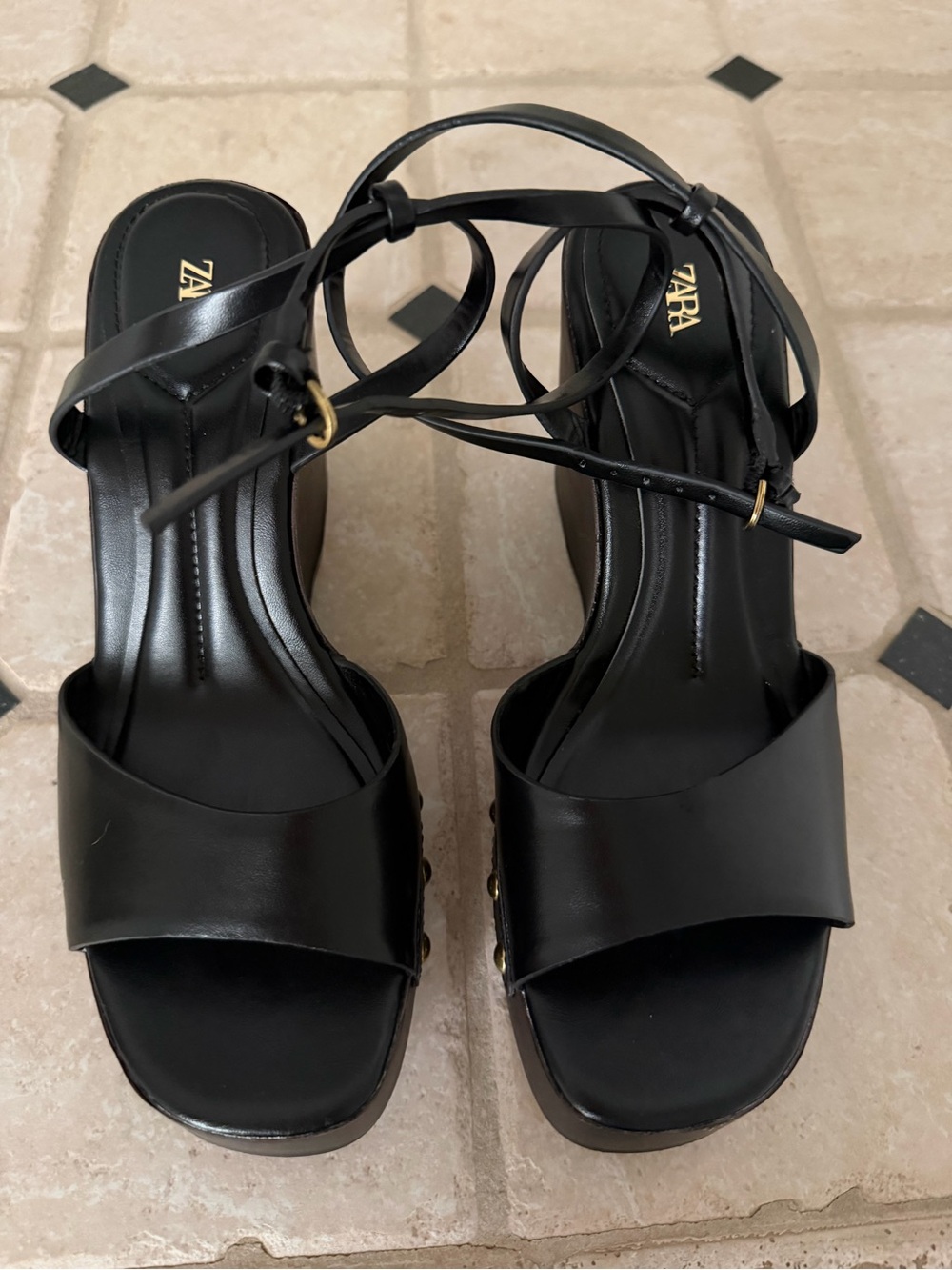 Zara Black Leather Strappy Block Heel Sandals